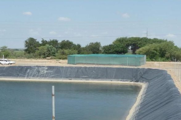 Lined irrigation reservoir